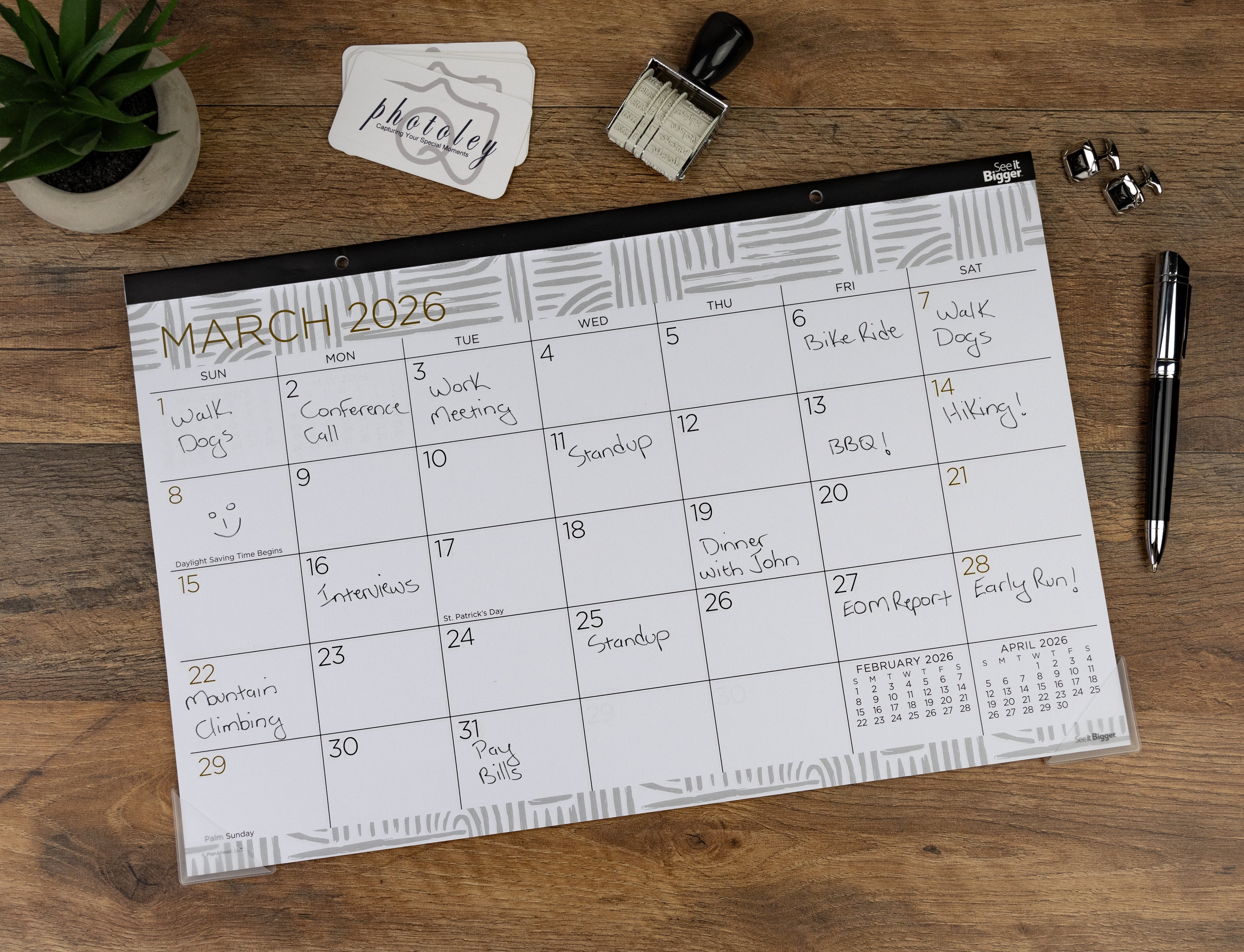 Medium Monthly Desk Pad Calendar